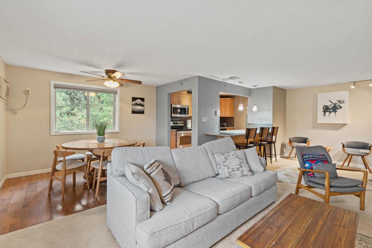 Modern Amenities Gas Fireplace Location Spokane